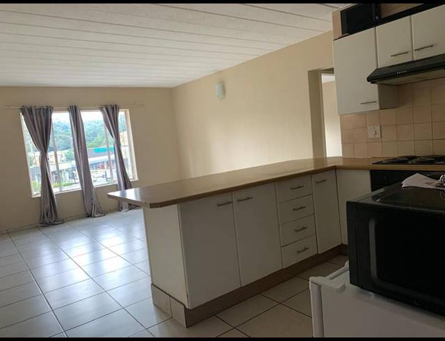 2 BEDROOM APARTMENT FOR SALE IN HELDERKRUIN
